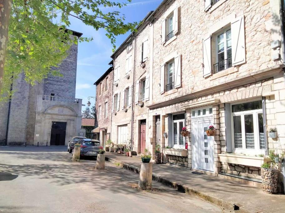 Appartement Au Rez-De-Chaussee Souillac Esterno foto